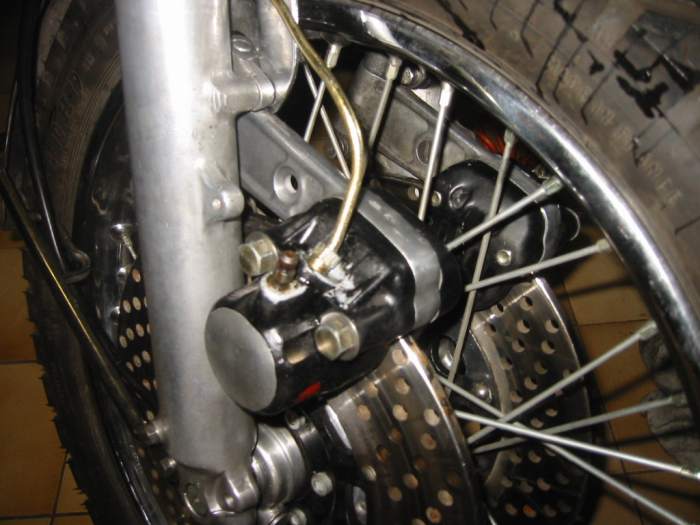 Honda CB 750 four k0 k1 k2 vis set pour pince coque principale cylindre de frein 